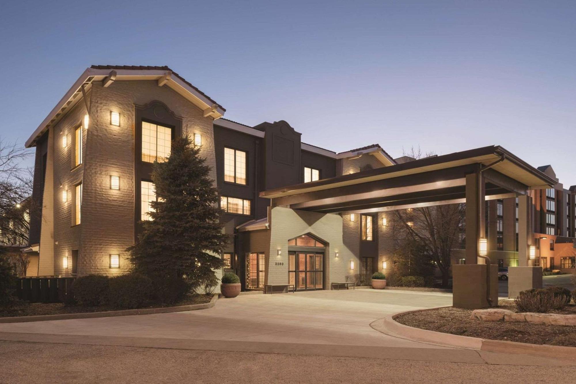 Country Inn & Suites By Radisson, Chicago-Hoffman ホフマンエステーツ エクステリア 写真