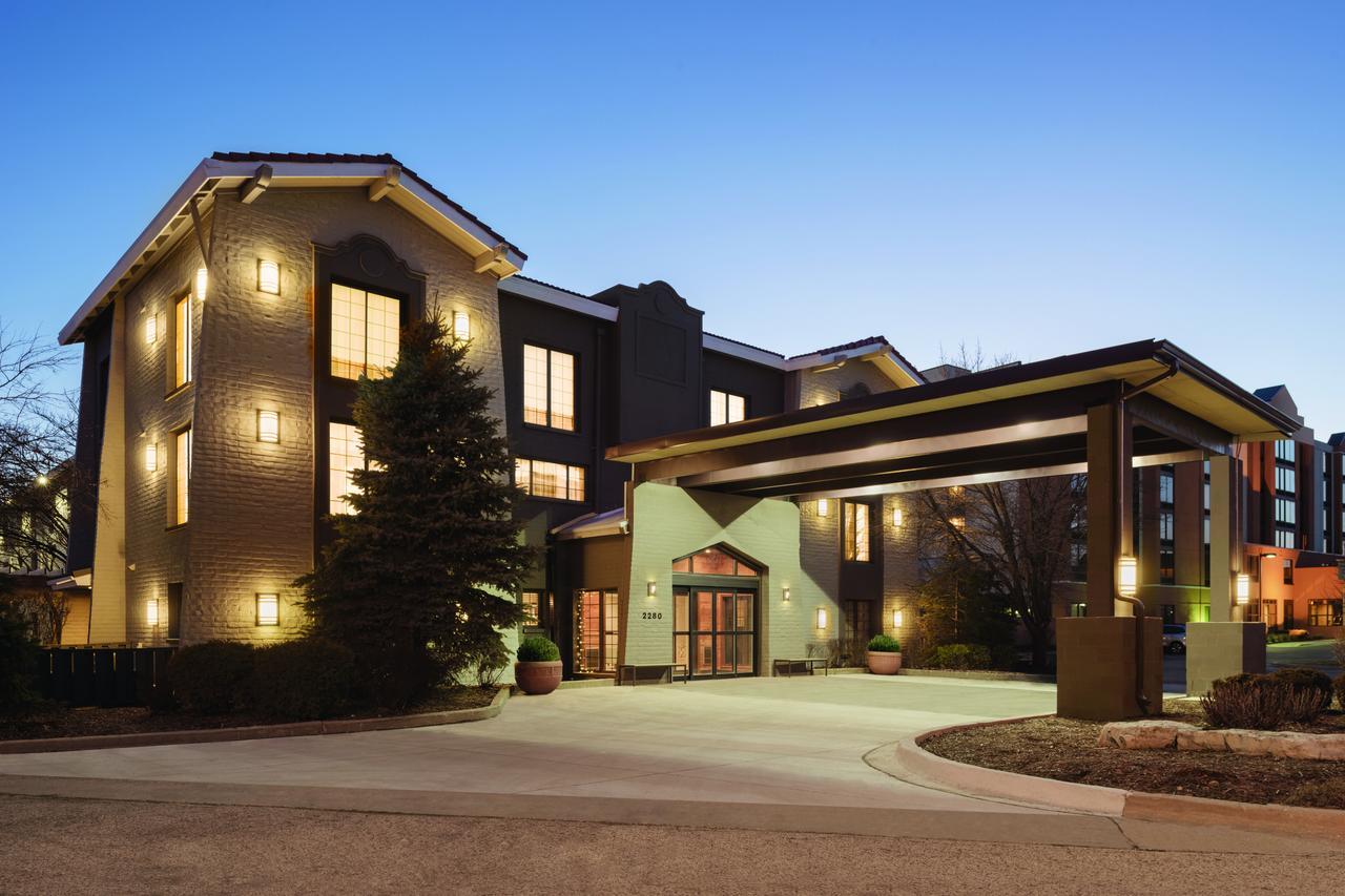 Country Inn & Suites By Radisson, Chicago-Hoffman ホフマンエステーツ エクステリア 写真